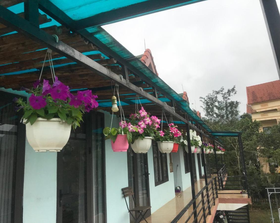 Sunshine Homestay Phong Nha Esterno foto