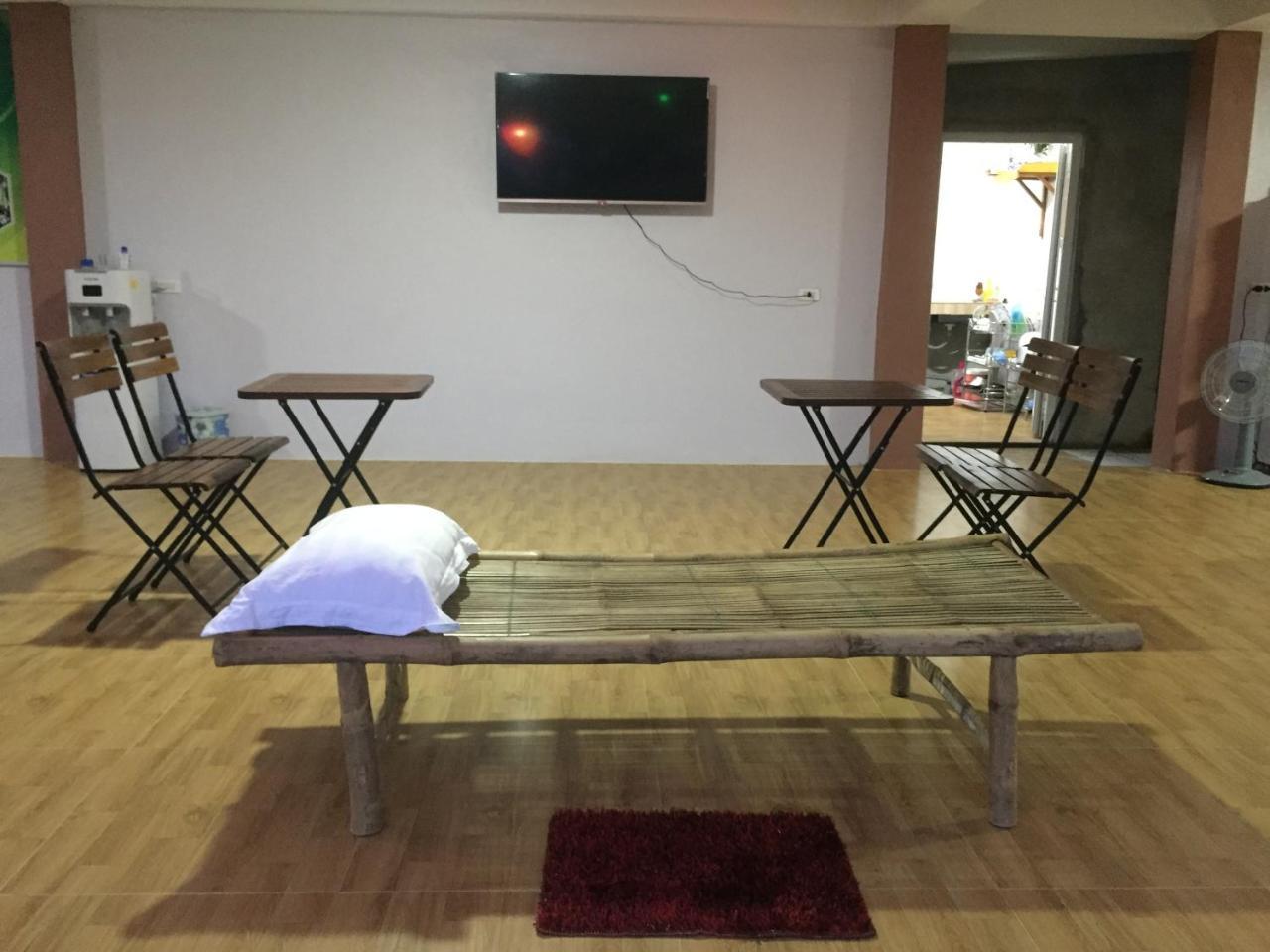 Sunshine Homestay Phong Nha Esterno foto