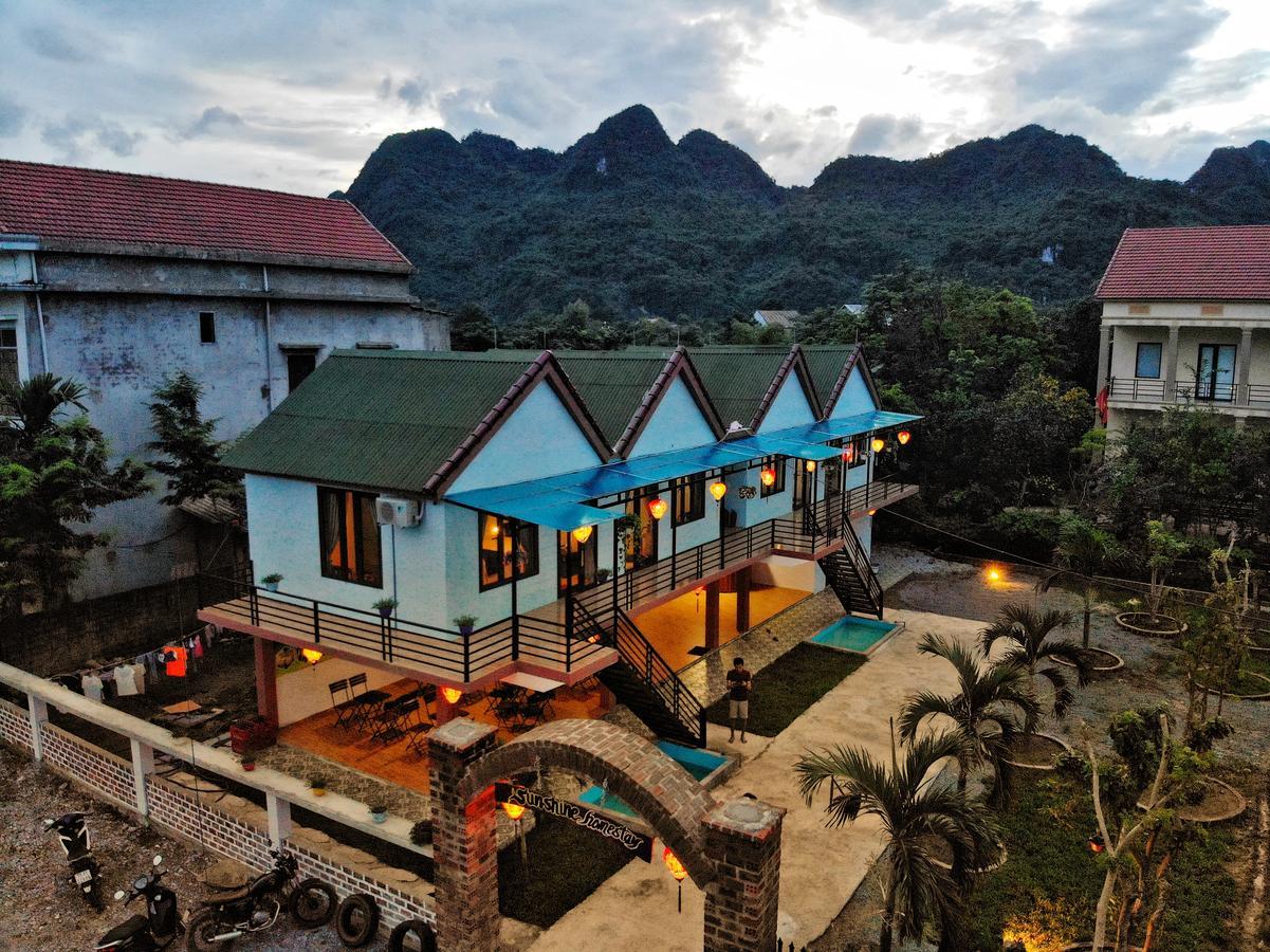 Sunshine Homestay Phong Nha Esterno foto