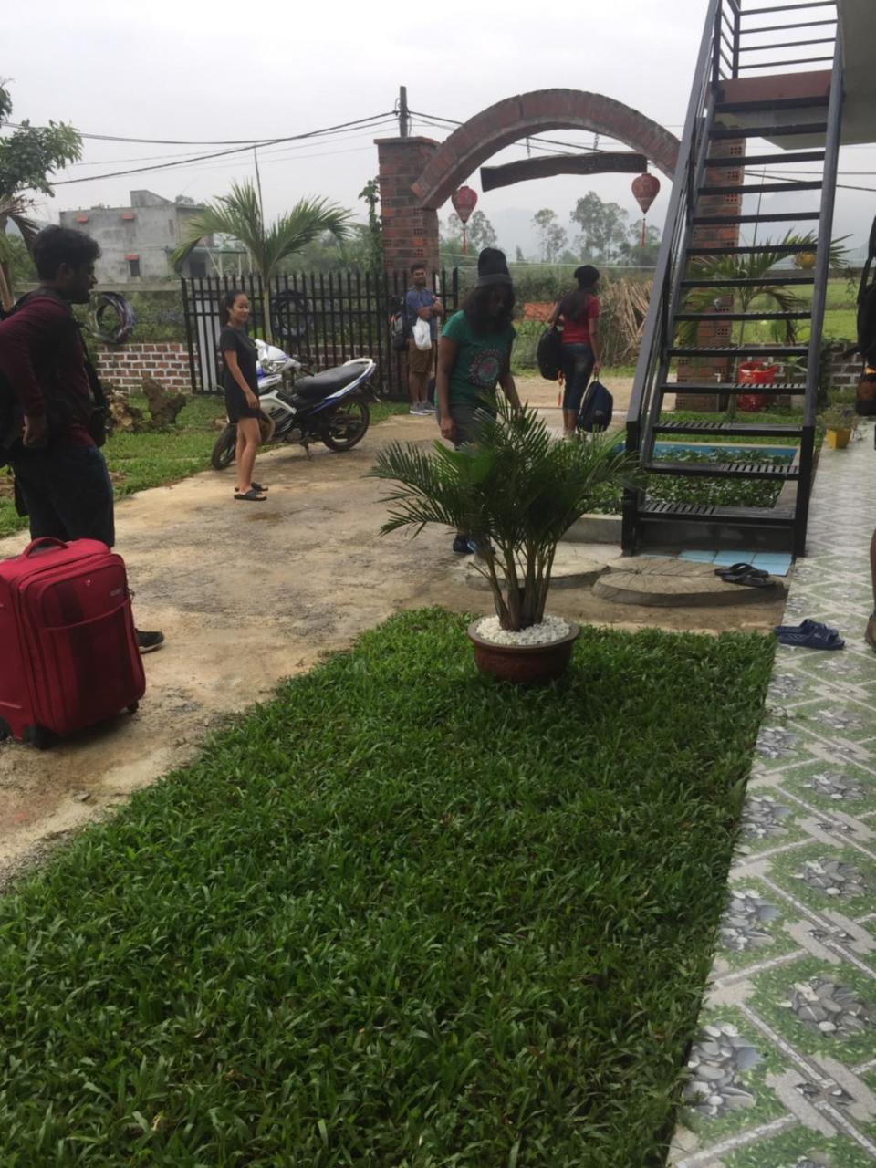 Sunshine Homestay Phong Nha Esterno foto