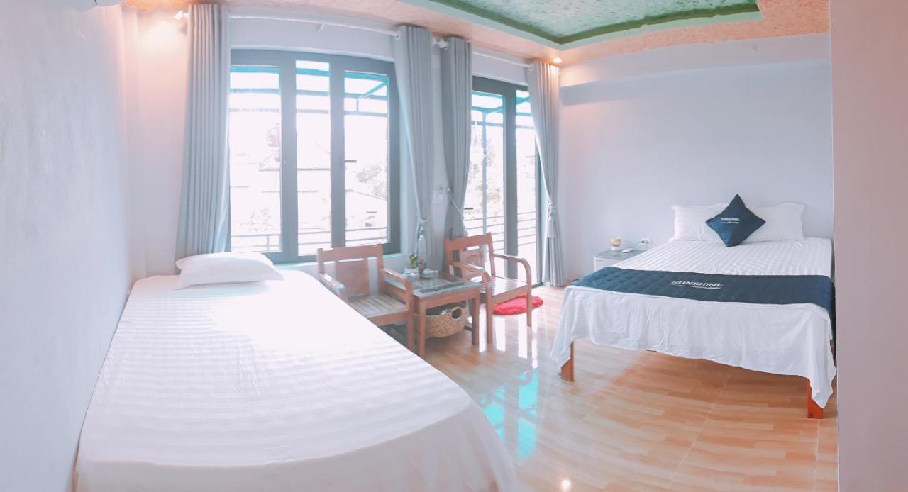 Sunshine Homestay Phong Nha Esterno foto